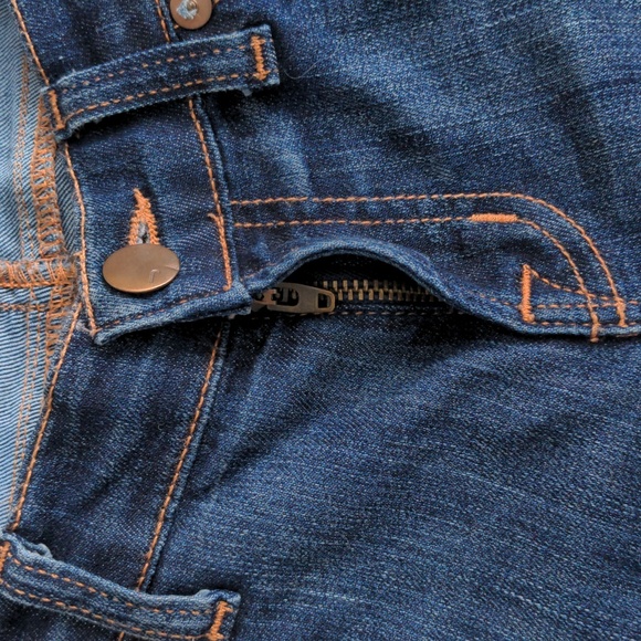 J Brand Low Rise Pencil Leg Jeans, Womens Size US 26 Dark Wash - Picture 5 of 9